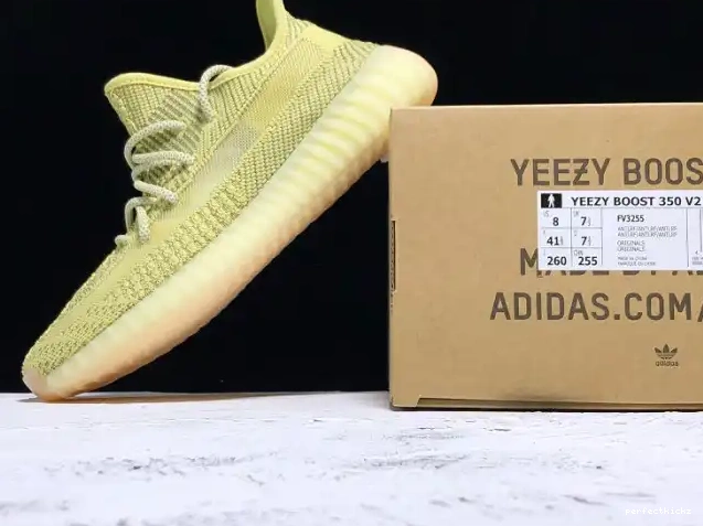 Reflective Yeezys 350 Antlia FV3255 V2 Adidas 0702
